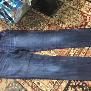 A lady’s jeans from Simply Vera Wang size 4